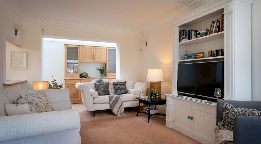 Photo of Riverside Breeze