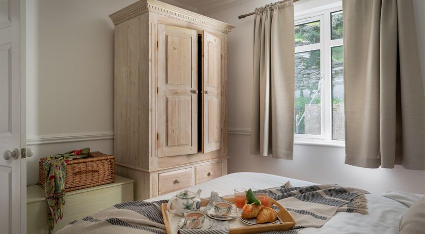 Photo of Riverside Breeze