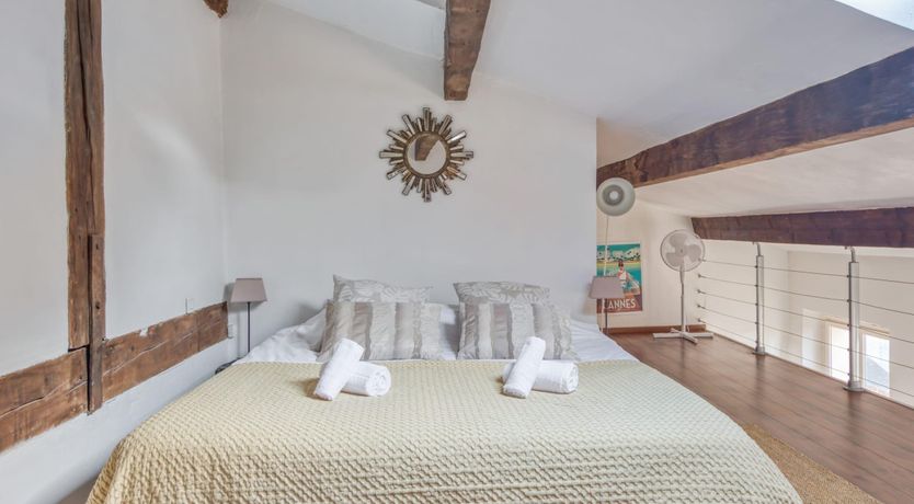 Photo of Spiral & Beams