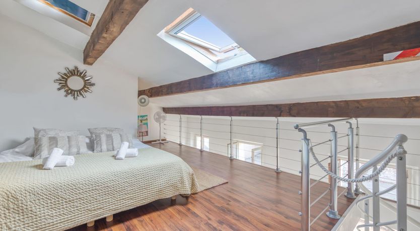 Photo of Spiral & Beams