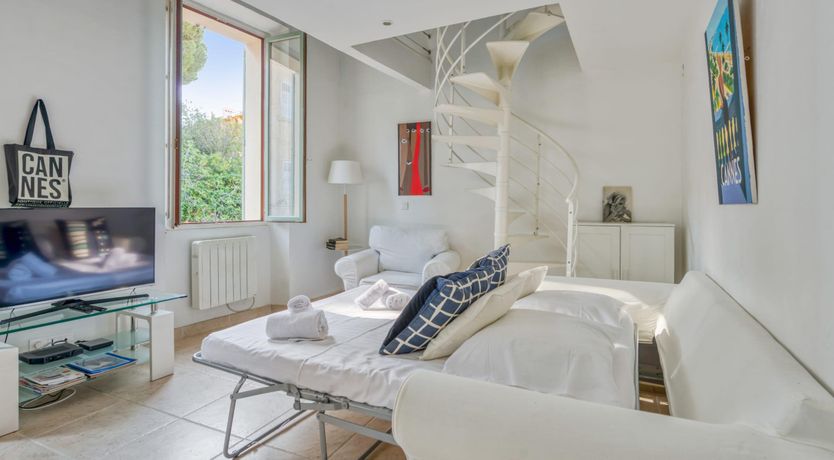 Photo of Spiral & Beams