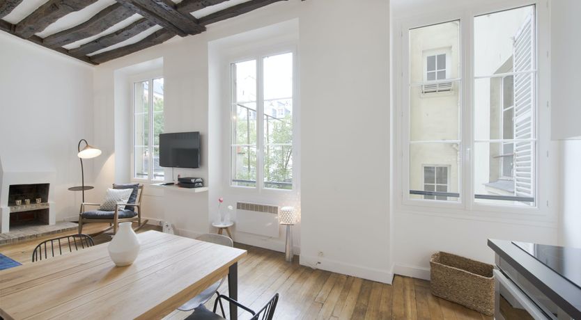 Photo of Saint Germain Charm