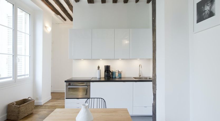 Photo of Saint Germain Charm