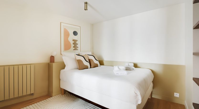 Photo of The Queen of Paris