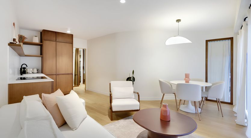 Photo of The Queen of Paris