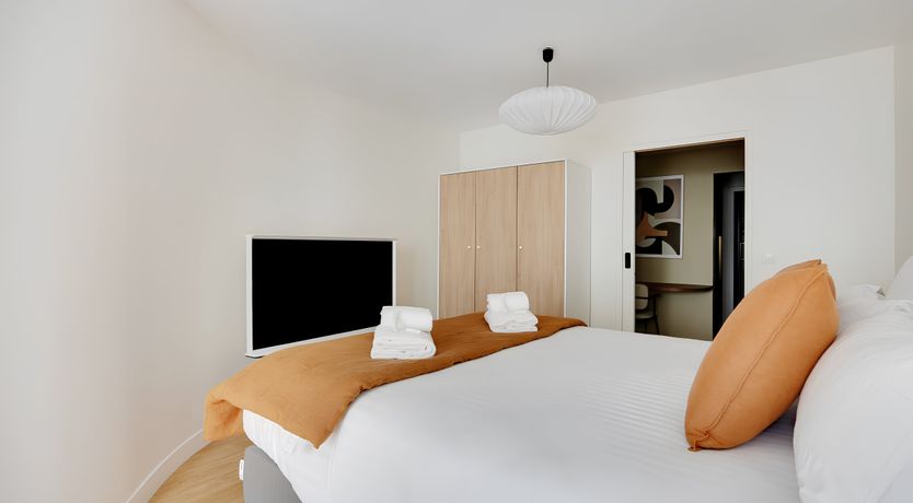 Photo of The Queen of Paris