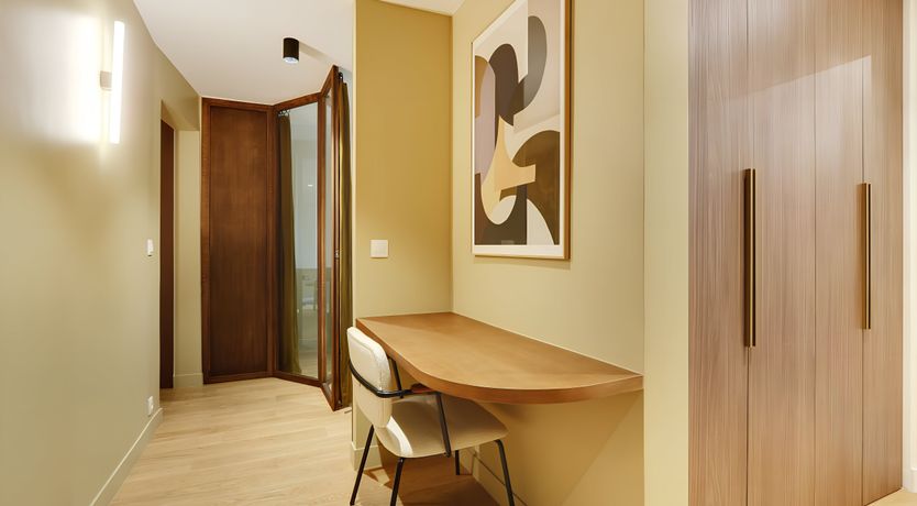 Photo of The Queen of Paris