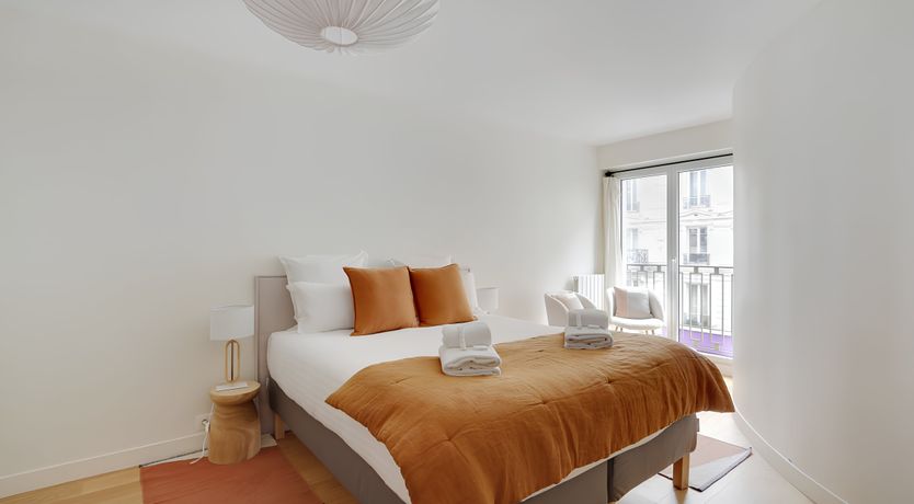 Photo of The Queen of Paris