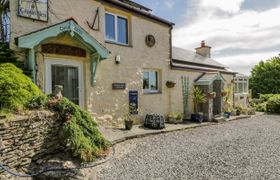 Photo of crow-s-nest-cottage-pet-friendly-cottage