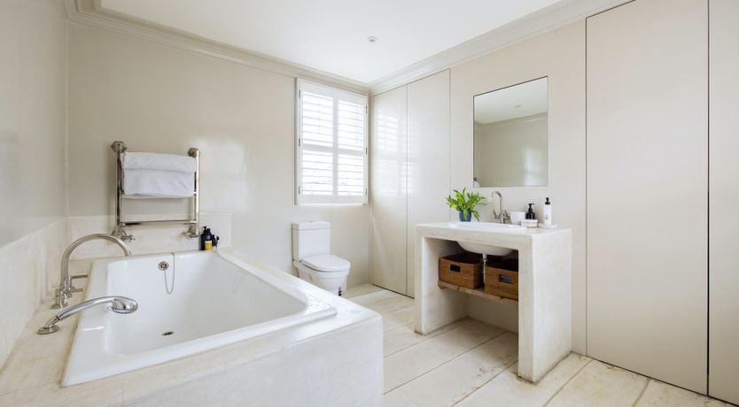 Photo of London Living