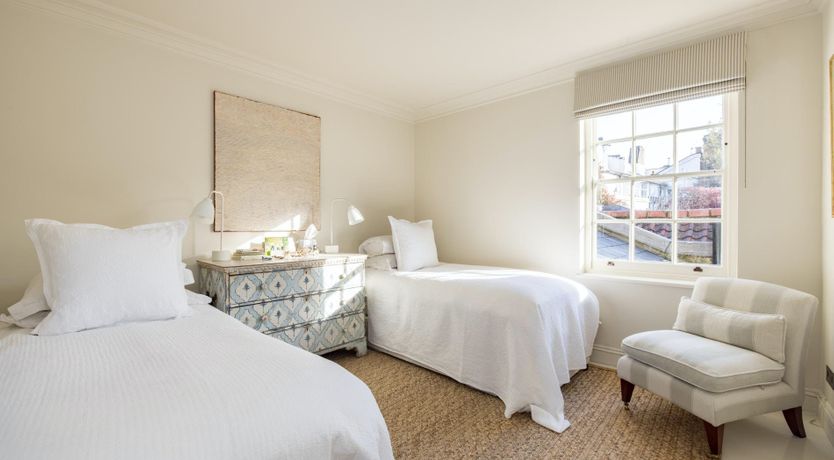 Photo of London Living