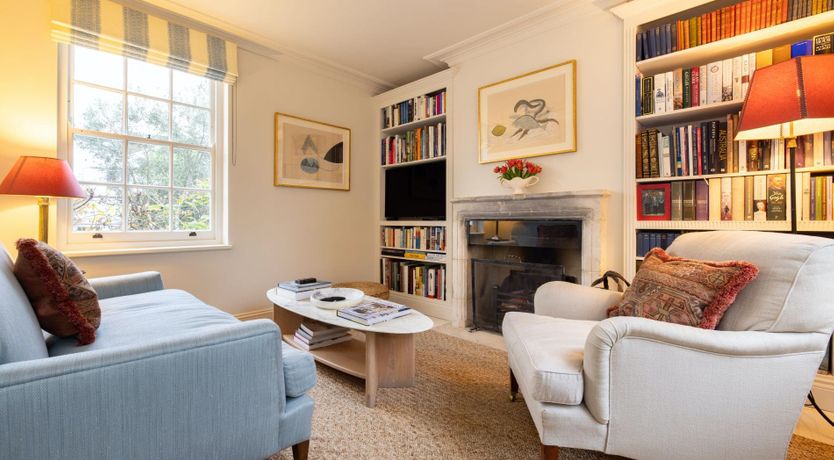 Photo of London Living