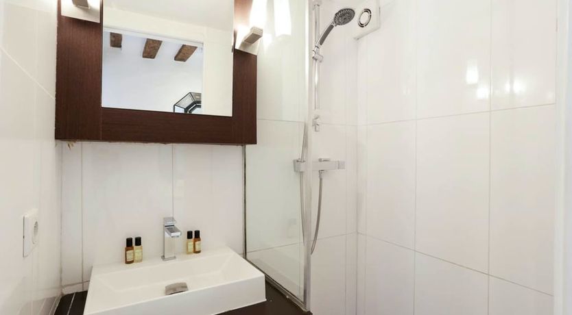 Photo of A Piece of Paris