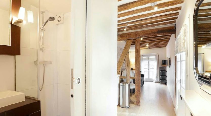 Photo of A Piece of Paris