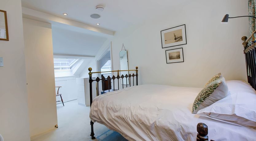 Photo of Kensington Musings