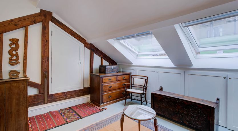 Photo of Kensington Musings