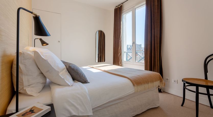 Photo of The Rose & the Sunflower