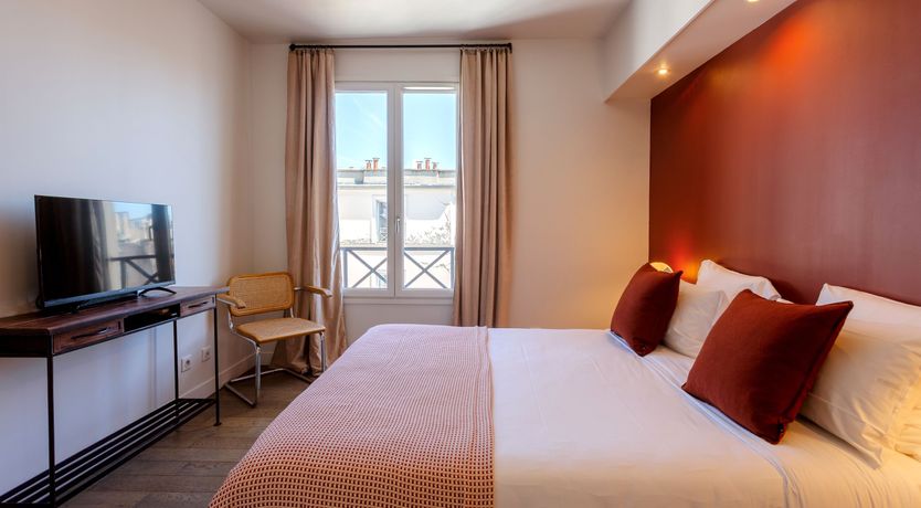 Photo of The Rose & the Sunflower