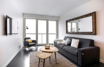 Les Grands Boulevards Apartment