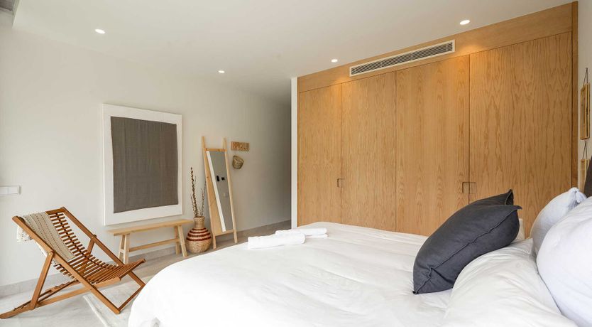 Photo of When Summer Comes