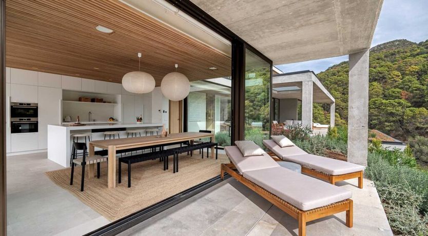 Photo of When Summer Comes