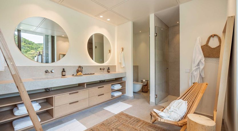 Photo of When Summer Comes