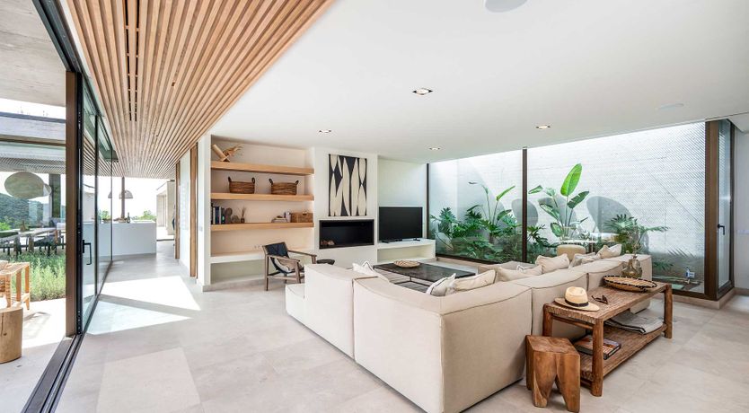 Photo of When Summer Comes