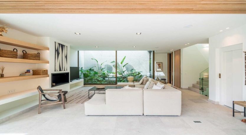 Photo of When Summer Comes