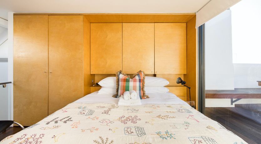 Photo of The Dark Horse