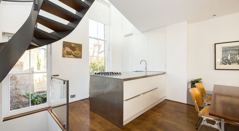 Photo of The Dark Horse