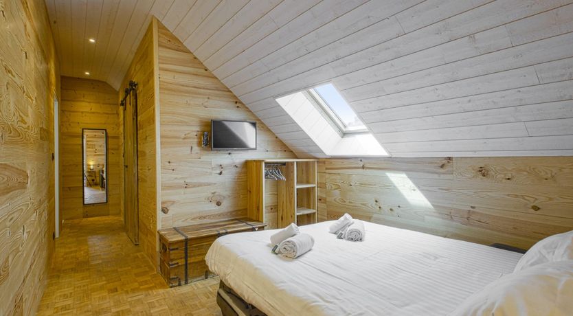 Photo of Holiday Heat