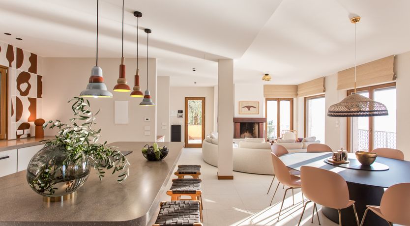 Photo of Lakeside Life