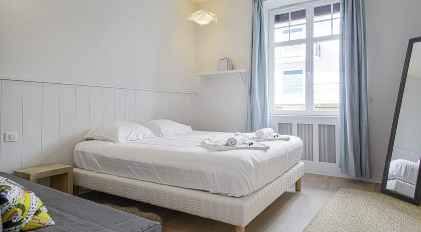 Photo of Sunlight On My Shoulders