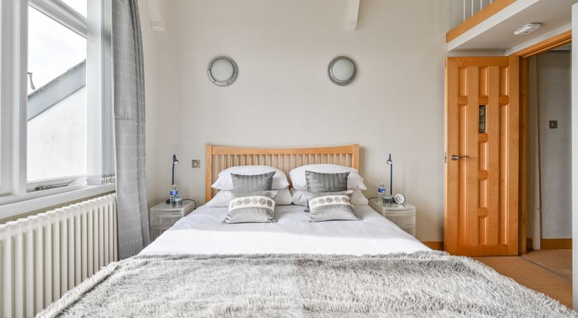 Photo of The Straight and Narrow