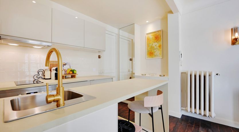 Photo of Champagne Sparkle