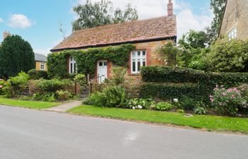 The Reading Room Holiday Cottage