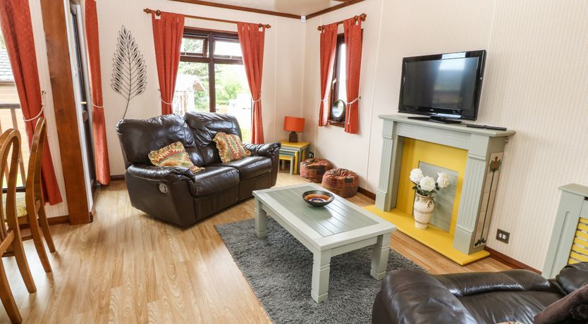 Photo of 16 Forest Lodge