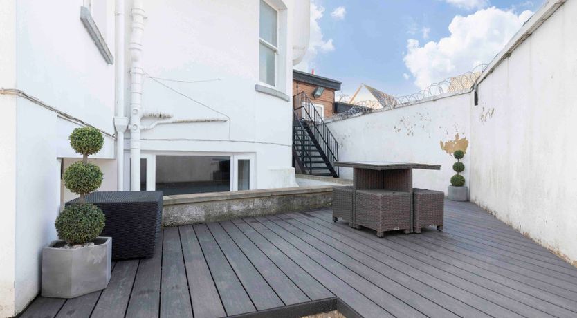 Photo of Cosy Cheltenham