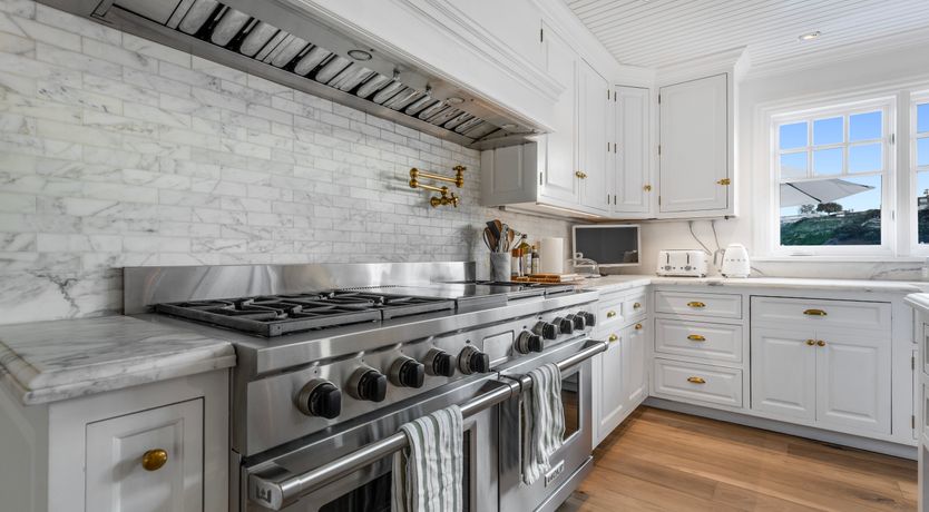 Photo of Billionaire's Haven