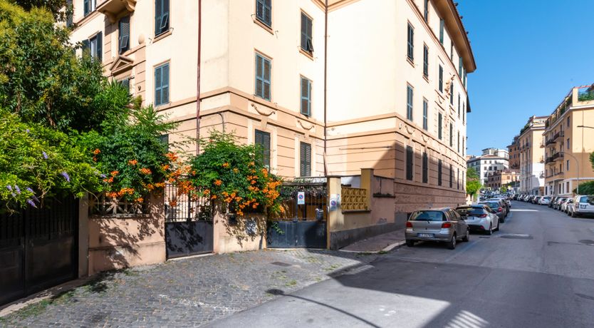 Photo of The Roman Flower