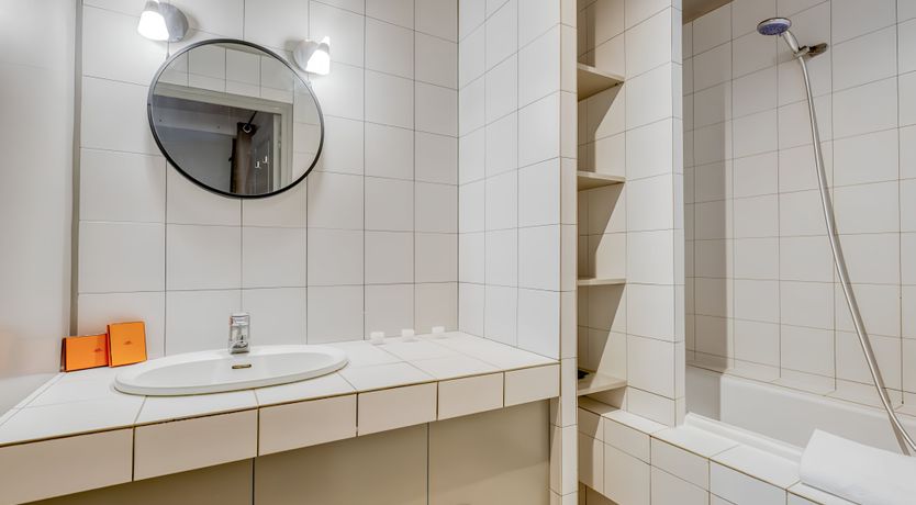 Photo of So Parisian