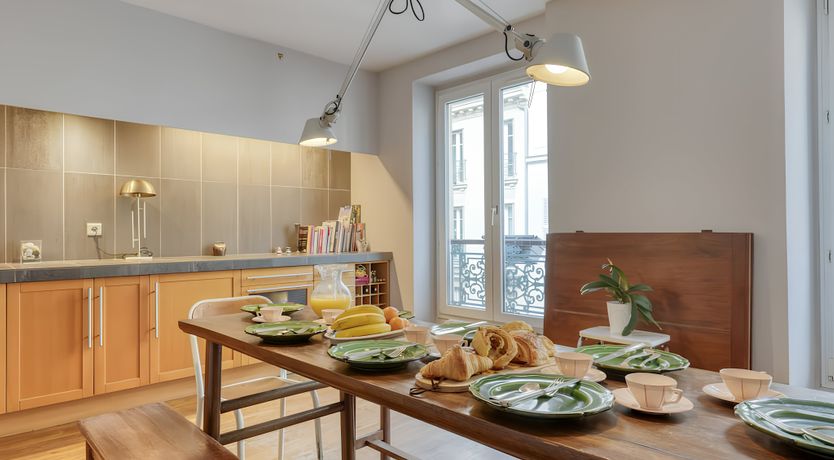 Photo of So Parisian