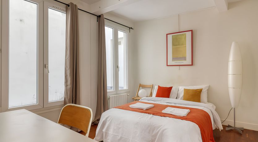 Photo of So Parisian