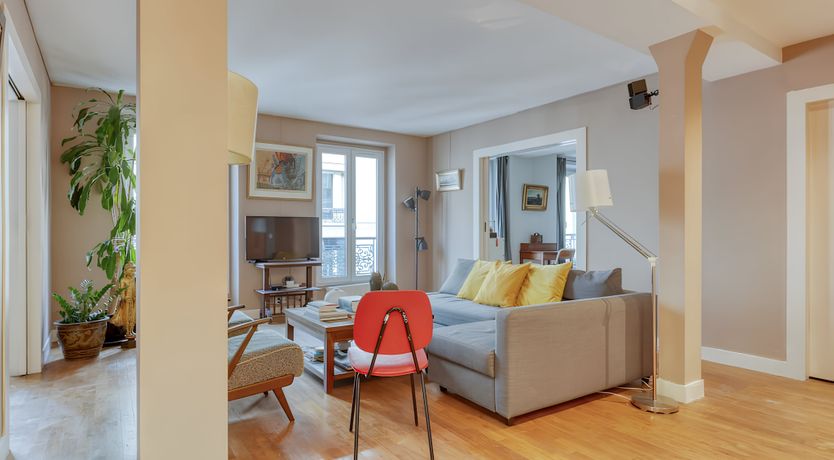 Photo of So Parisian