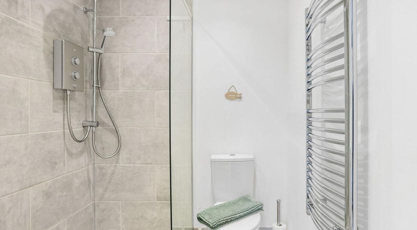 Photo of 1 Bed in Hillhead