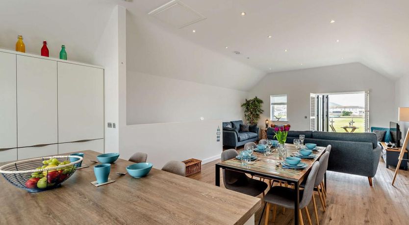 Photo of 3 Bed in Westward Ho