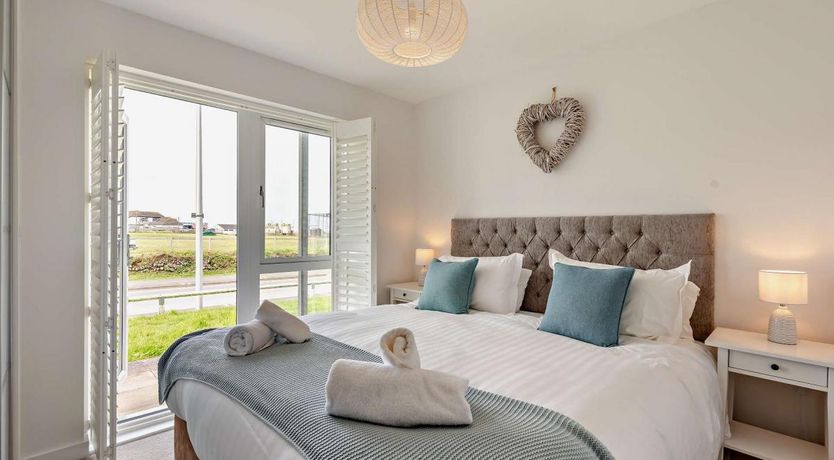 Photo of 3 Bed in Westward Ho