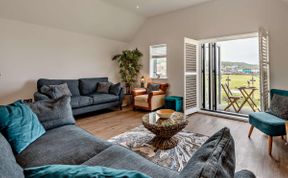 Photo of in Westward Ho (78075)