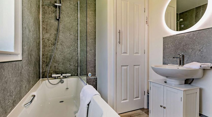 Photo of 3 Bed in Crackington Haven