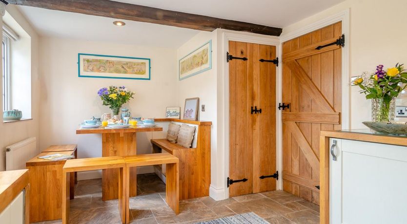 Photo of 4 Bed in East Brent